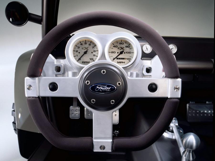  Ford EX Concept 2001 года  (фото 14 из 19)